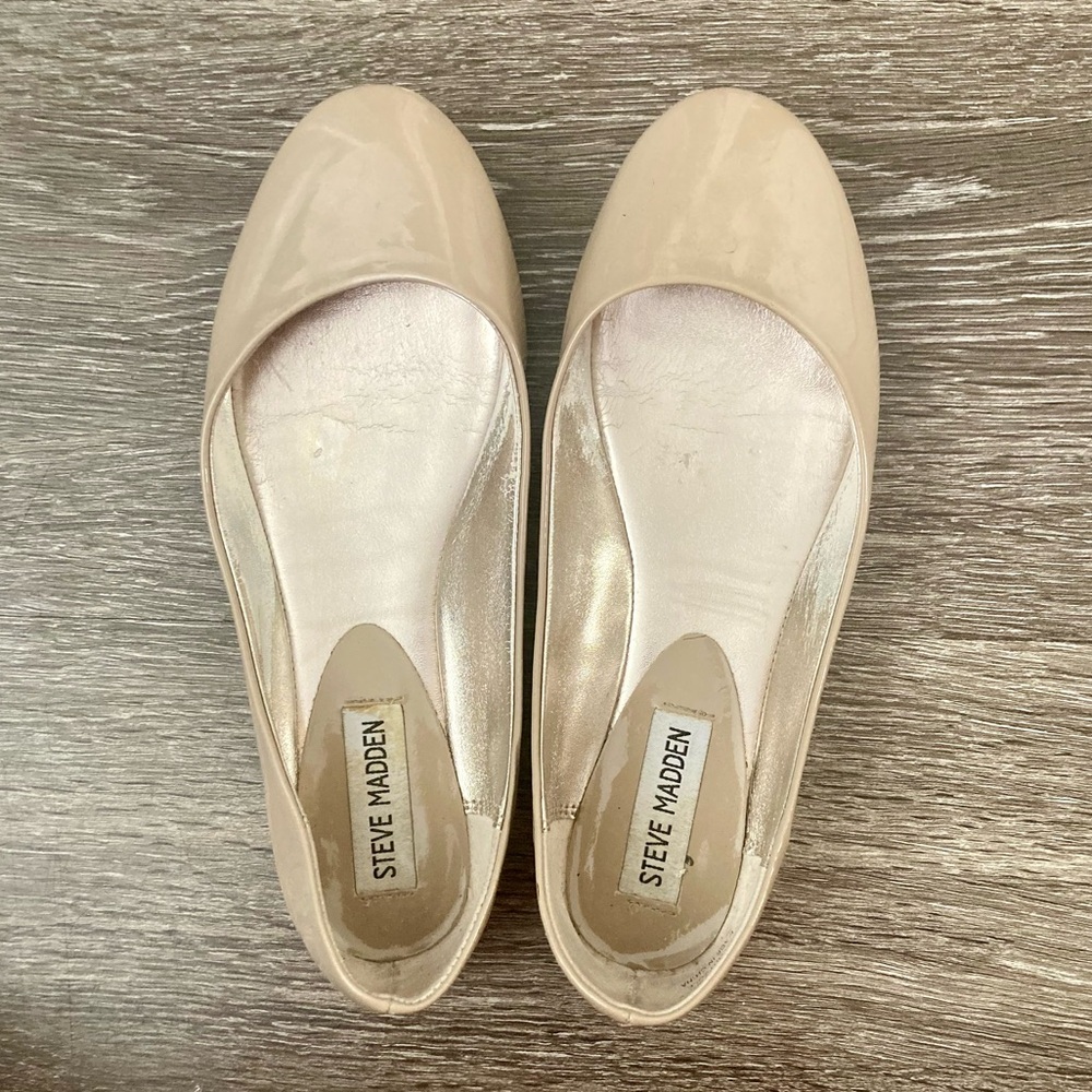Steve Madden nude flats size 7.5